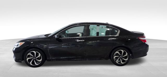 Used 2016 Honda Accord EX image 2