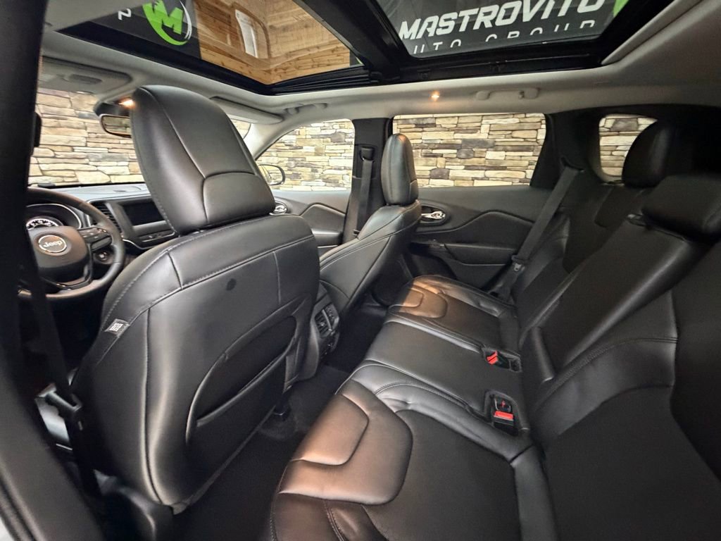 Used 2020 Jeep Cherokee Latitude Plus image 26