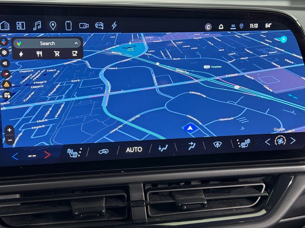 Used 2024 Chevrolet Equinox EV RS image 18