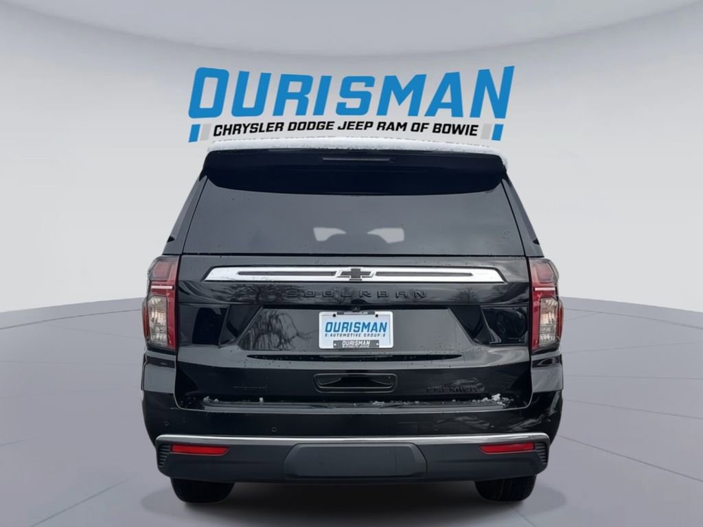 Used 2023 Chevrolet Suburban Premier image 5