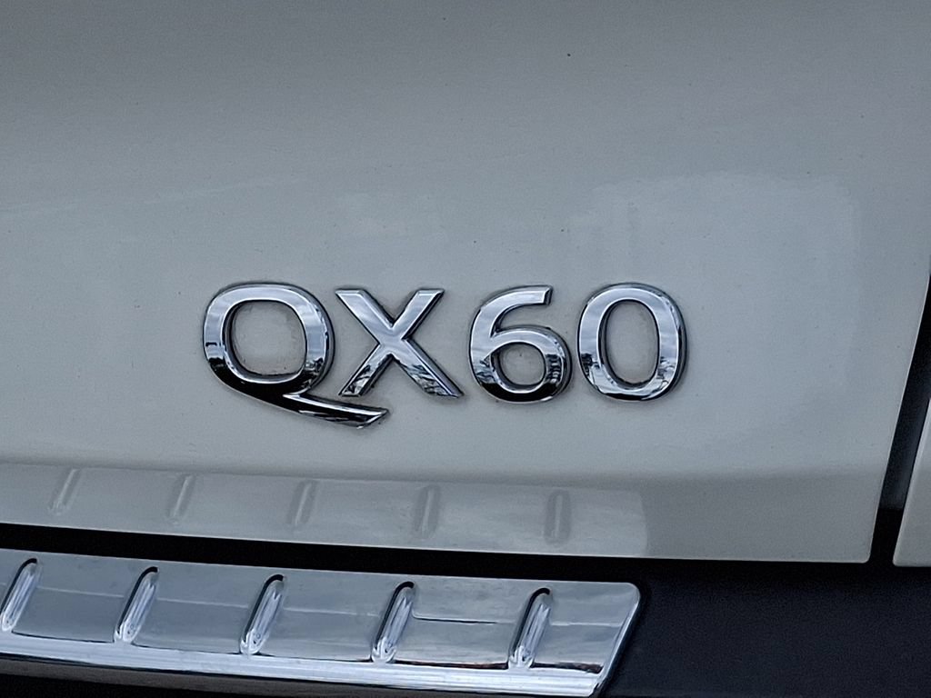 Used 2023 INFINITI QX60 Luxe w/ Vision Package AWD/4WD image 33