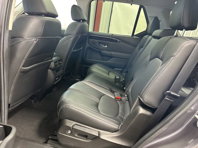 Certified 2023 Honda Pilot Touring image 15