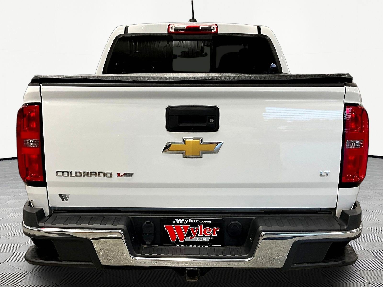 Used 2017 Chevrolet Colorado LT w/ Luxury Package, Chrome AWD/4WD image 5
