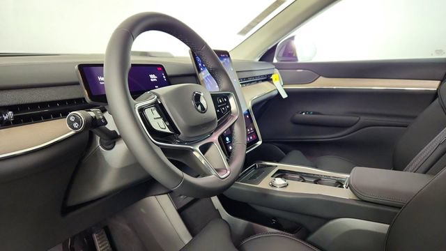 New 2026 Volvo EX90 Plus RWD image 12