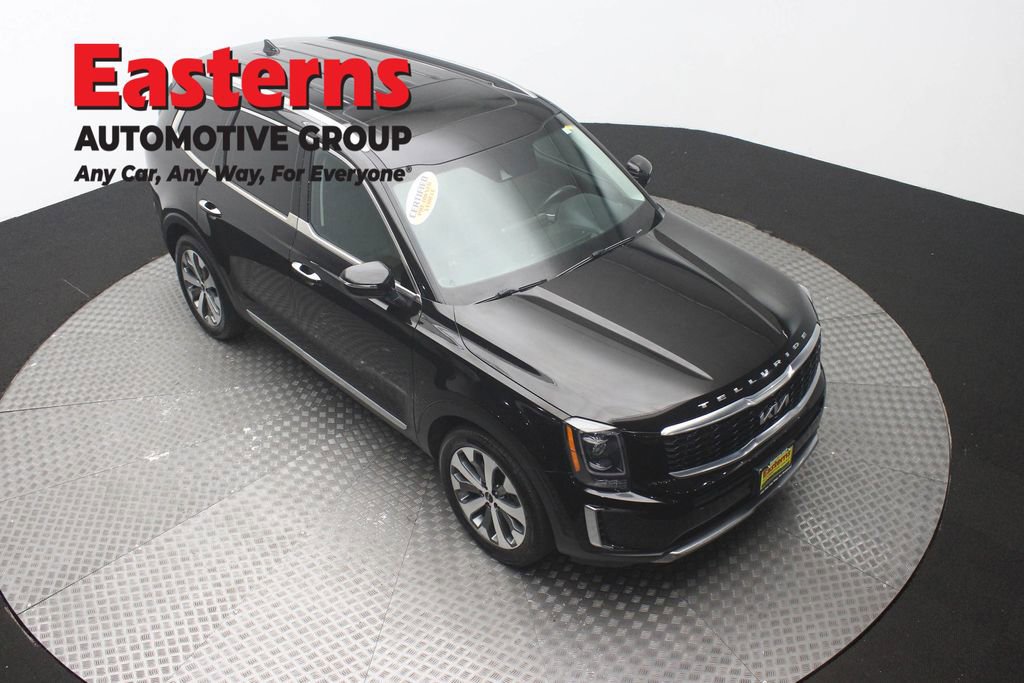 Used 2022 Kia Telluride S AWD/4WD image 3