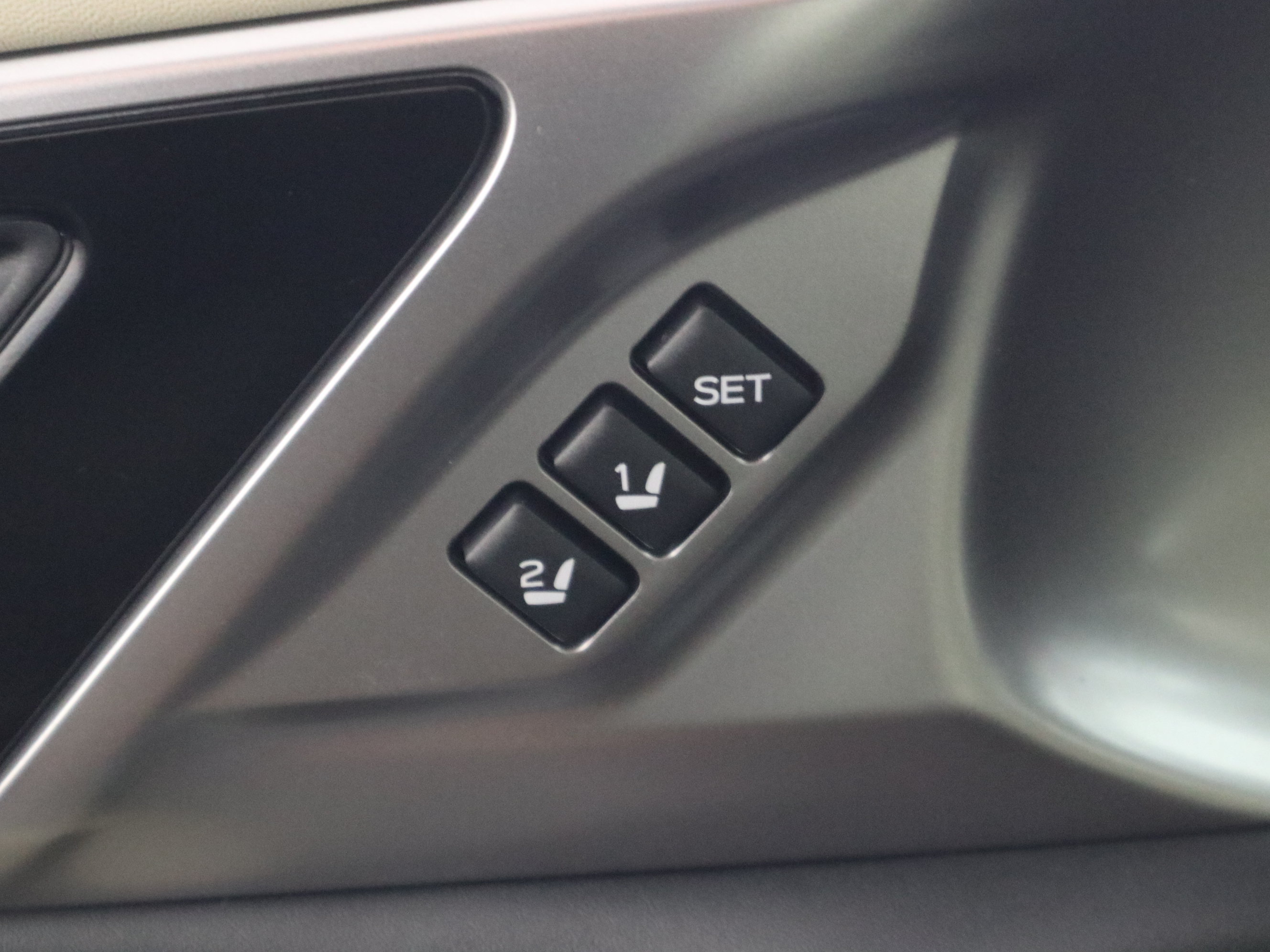 Used 2023 Subaru Outback Limited AWD/4WD image 35