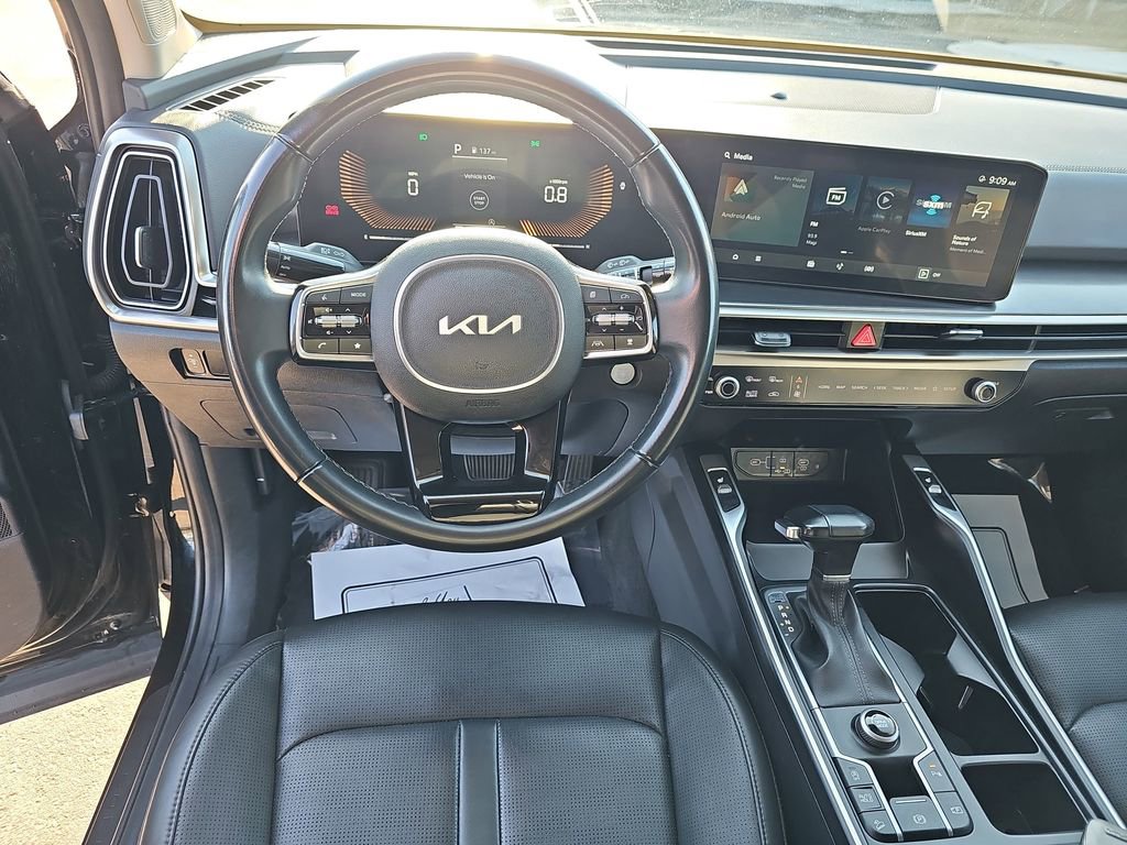 Used 2024 Kia Sorento S image 20