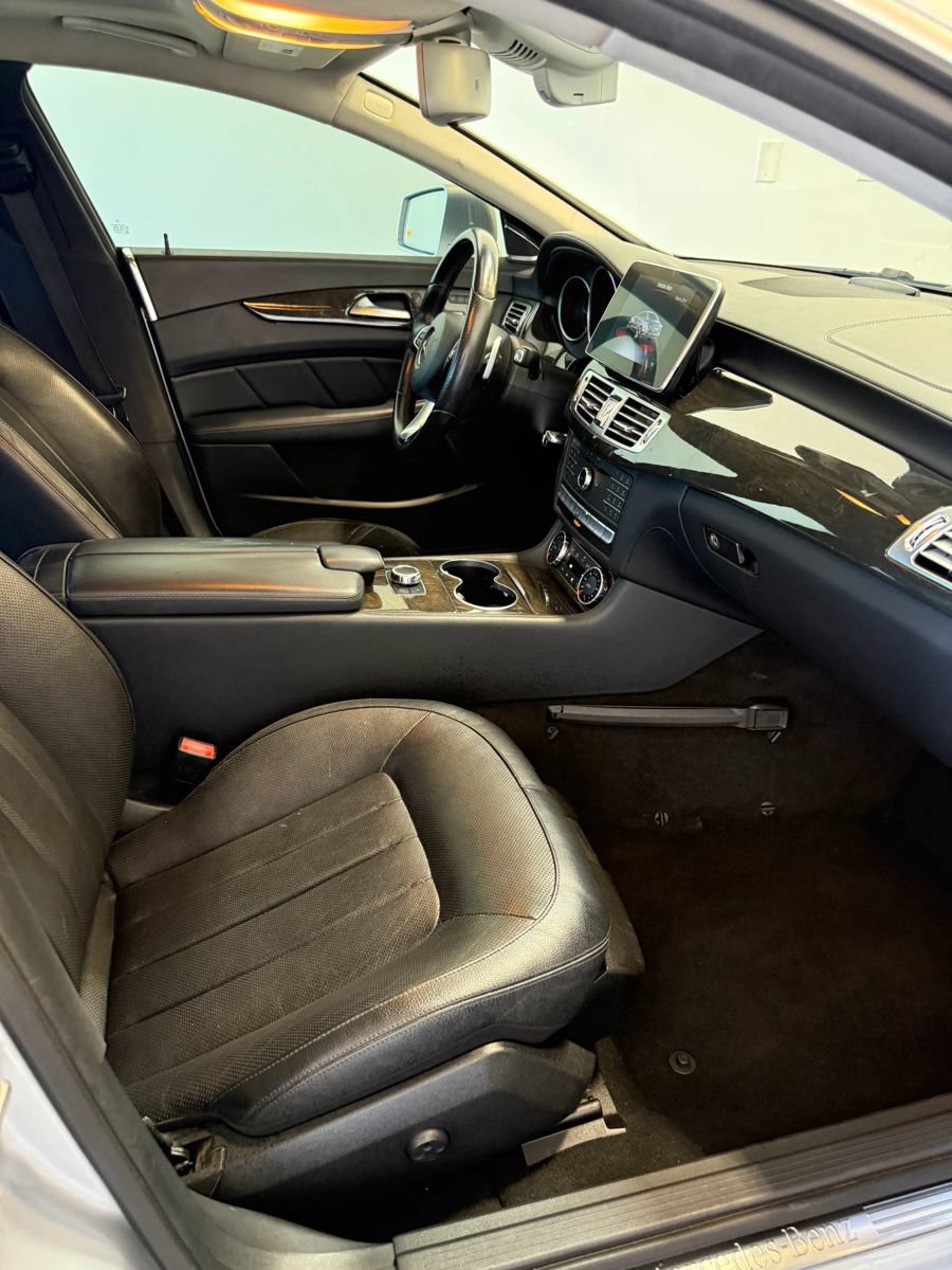 Used 2016 Mercedes-Benz CLS 400 image 30