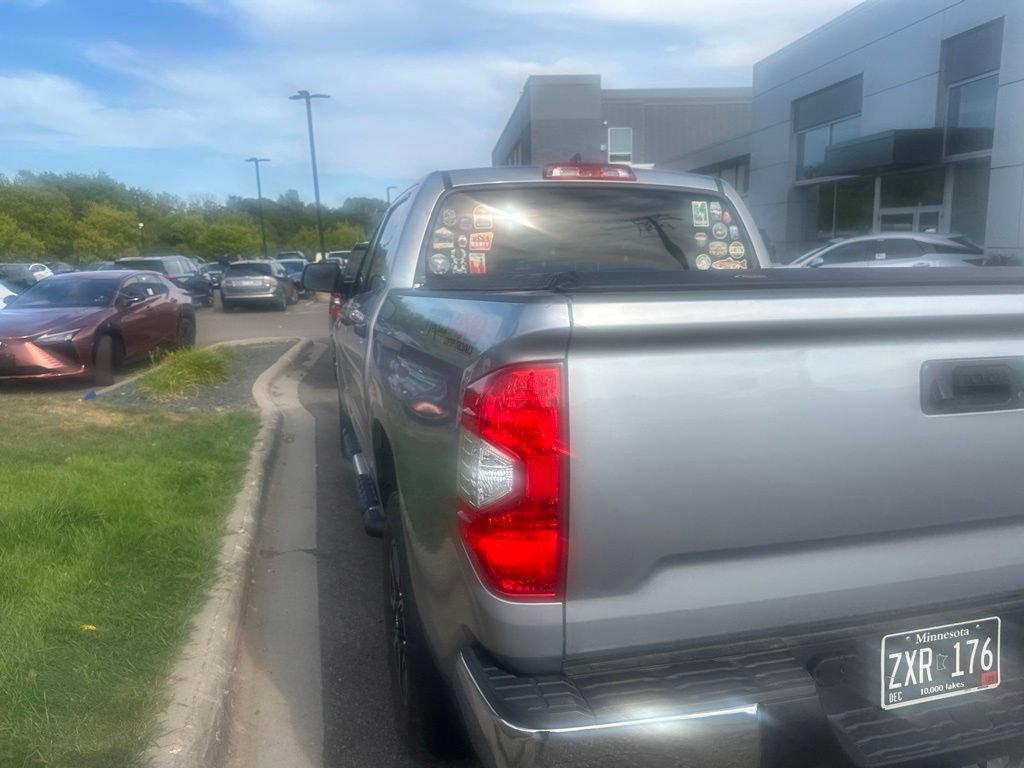 Used 2021 Toyota Tundra SR5 w/ TRD Off-Road Package AWD/4WD image 17