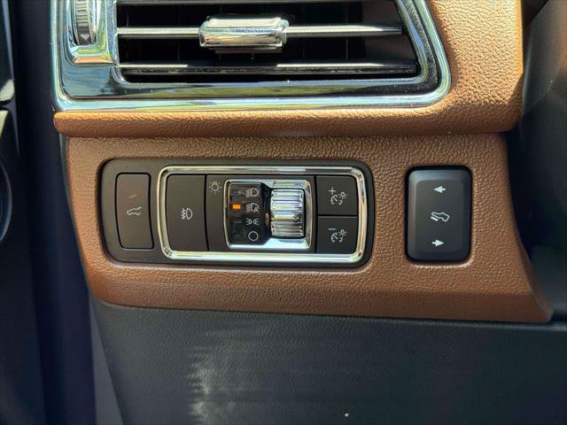 Certified 2024 Lincoln Navigator Reserve AWD/4WD image 20