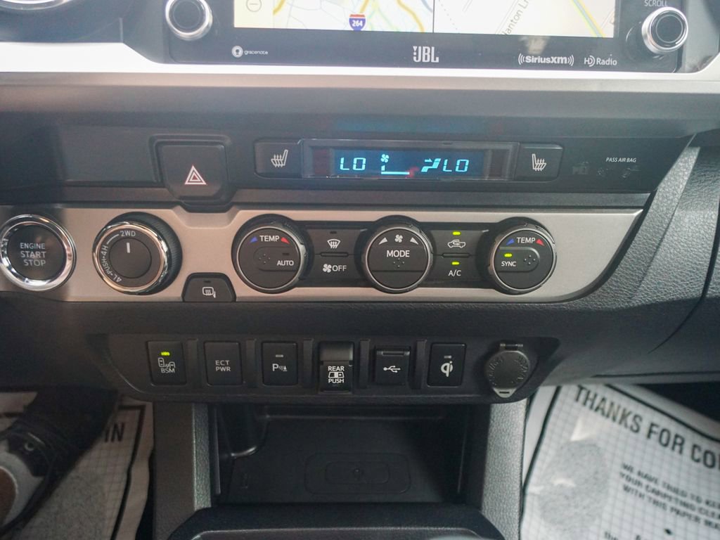 Used 2020 Toyota Tacoma Limited image 28