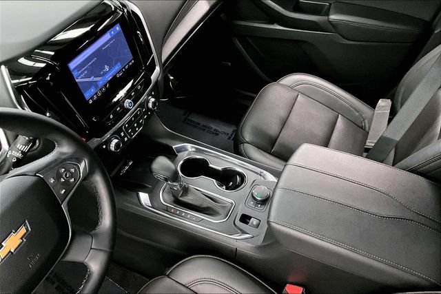 Used 2023 Chevrolet Traverse High Country FWD image 17