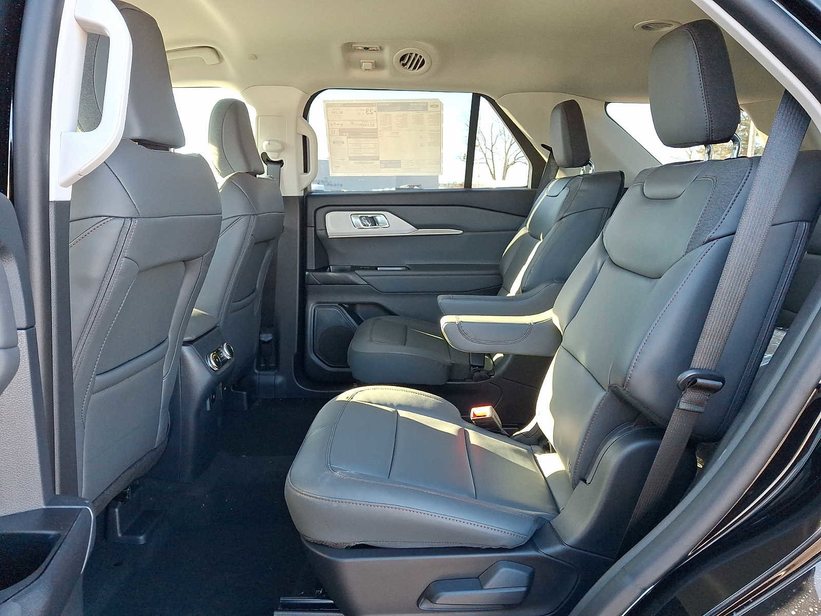 New 2026 Ford Explorer Active image 8