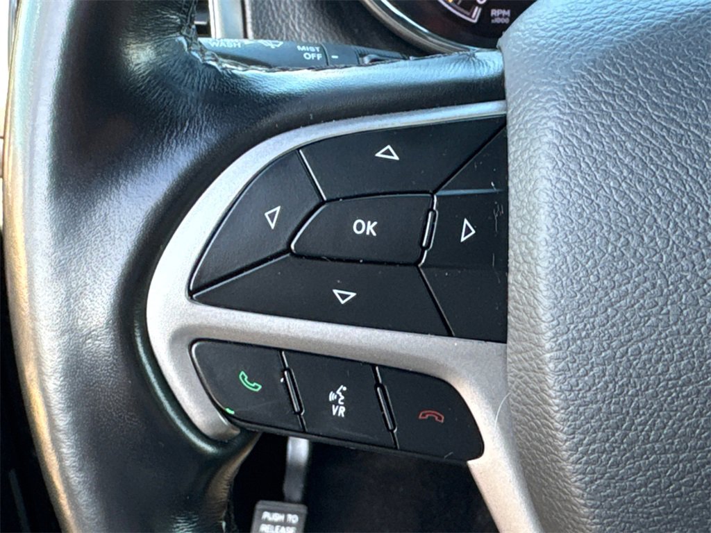 Used 2021 Jeep Grand Cherokee Laredo X image 31