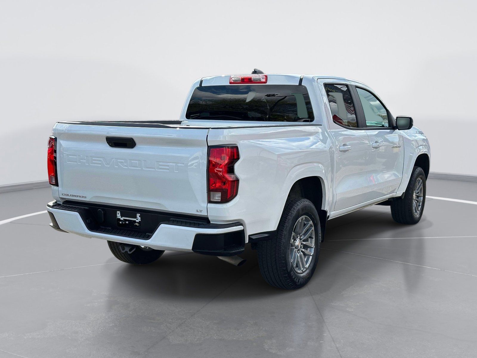 Used 2023 Chevrolet Colorado LT RWD image 5