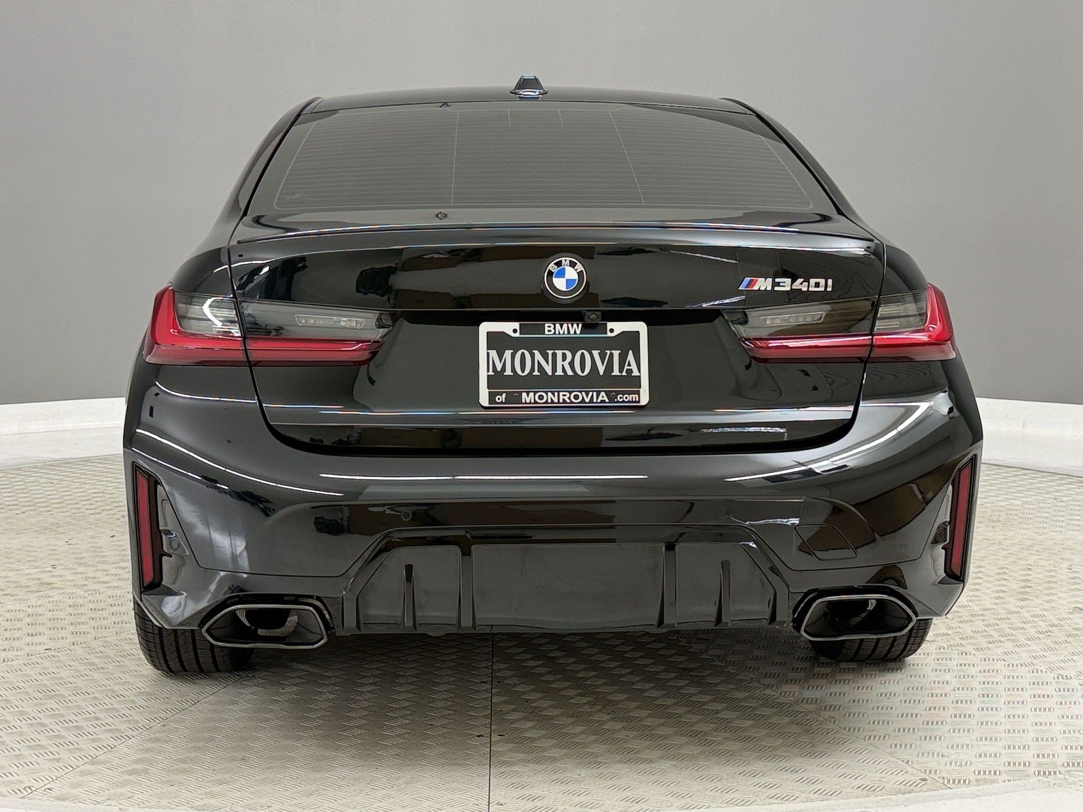 Certified 2025 BMW M340i w/ Premium Package RWD image 10