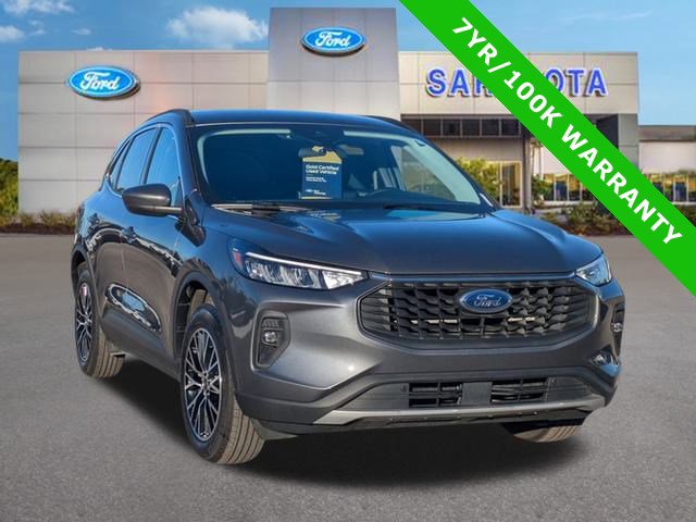 Certified 2025 Ford Escape PHEV image 1
