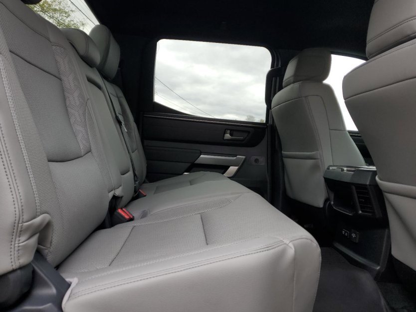 Used 2025 Toyota Tundra SR image 7