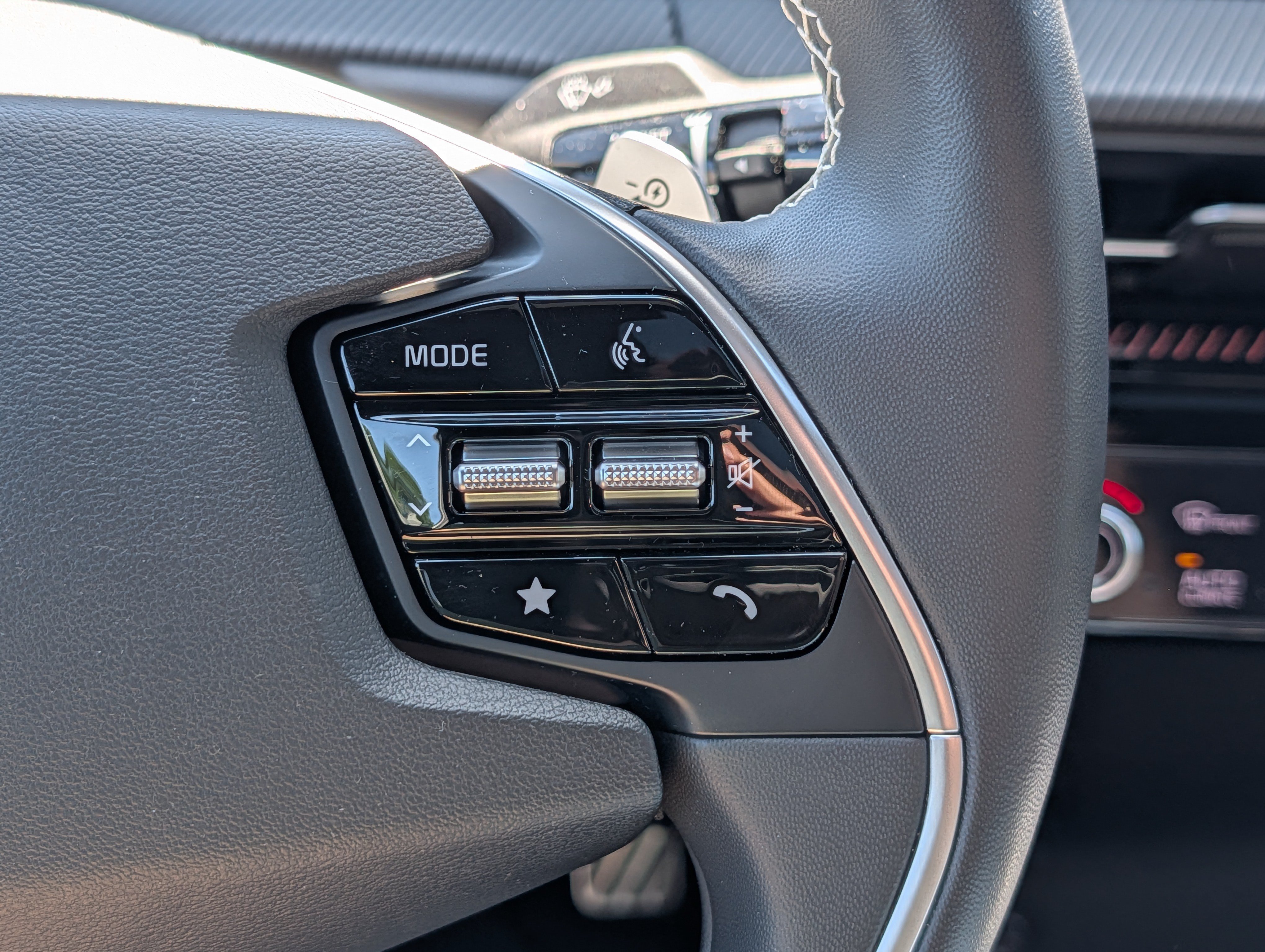 Certified 2024 Kia EV6 GT-Line AWD/4WD image 30