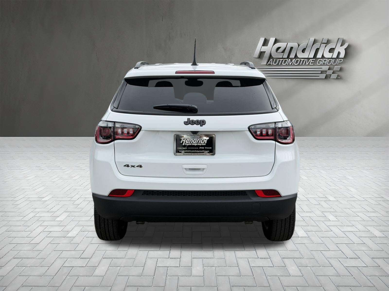New 2026 Jeep Compass Latitude AWD/4WD image 9