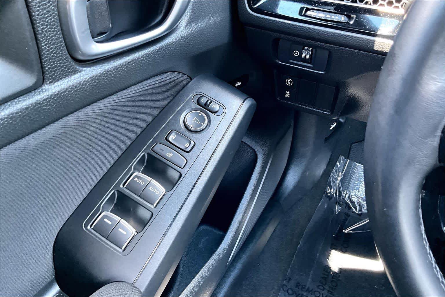 Used 2023 Honda Civic Sport image 32