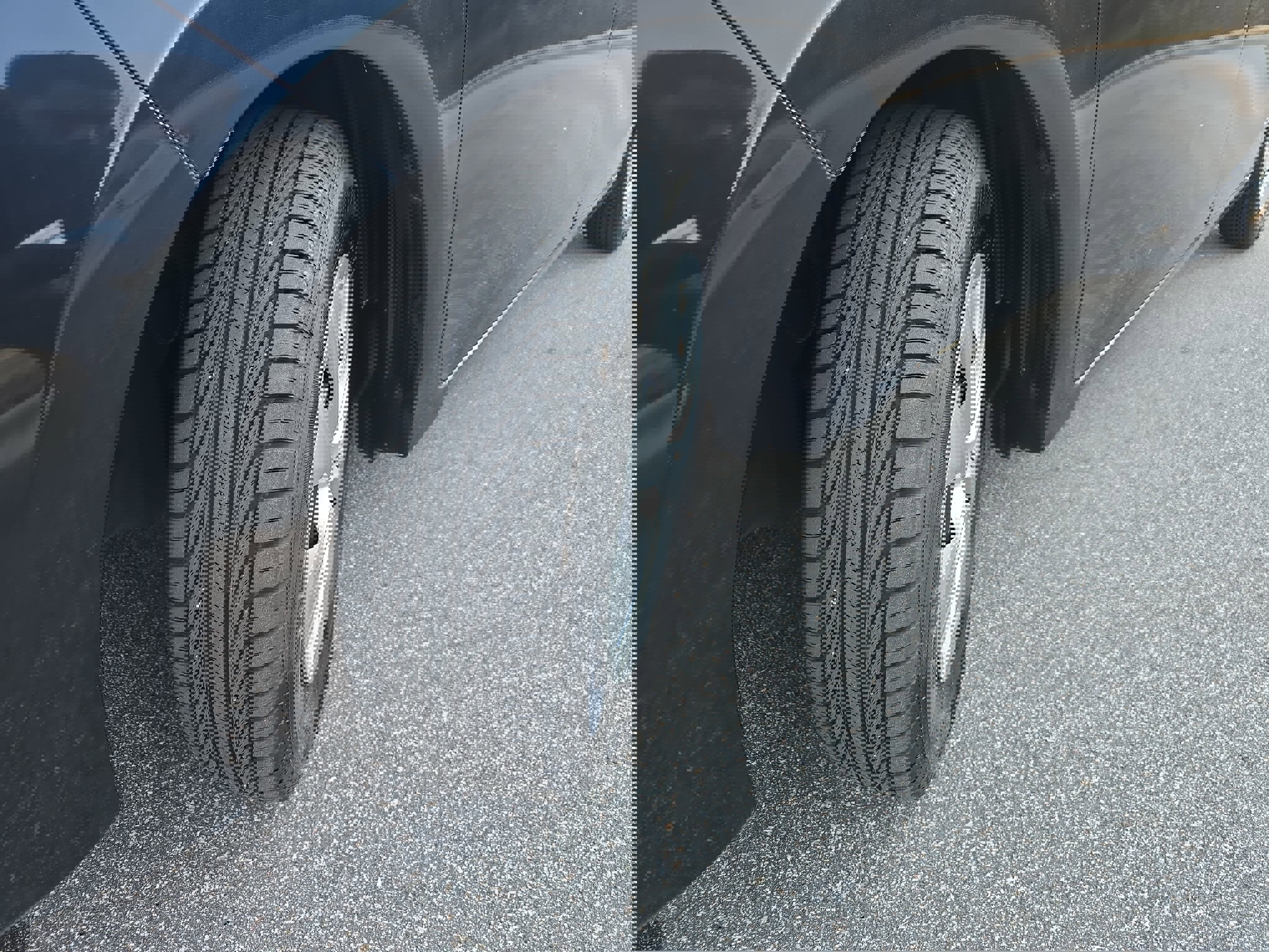 Used 2019 Toyota Corolla LE image 32