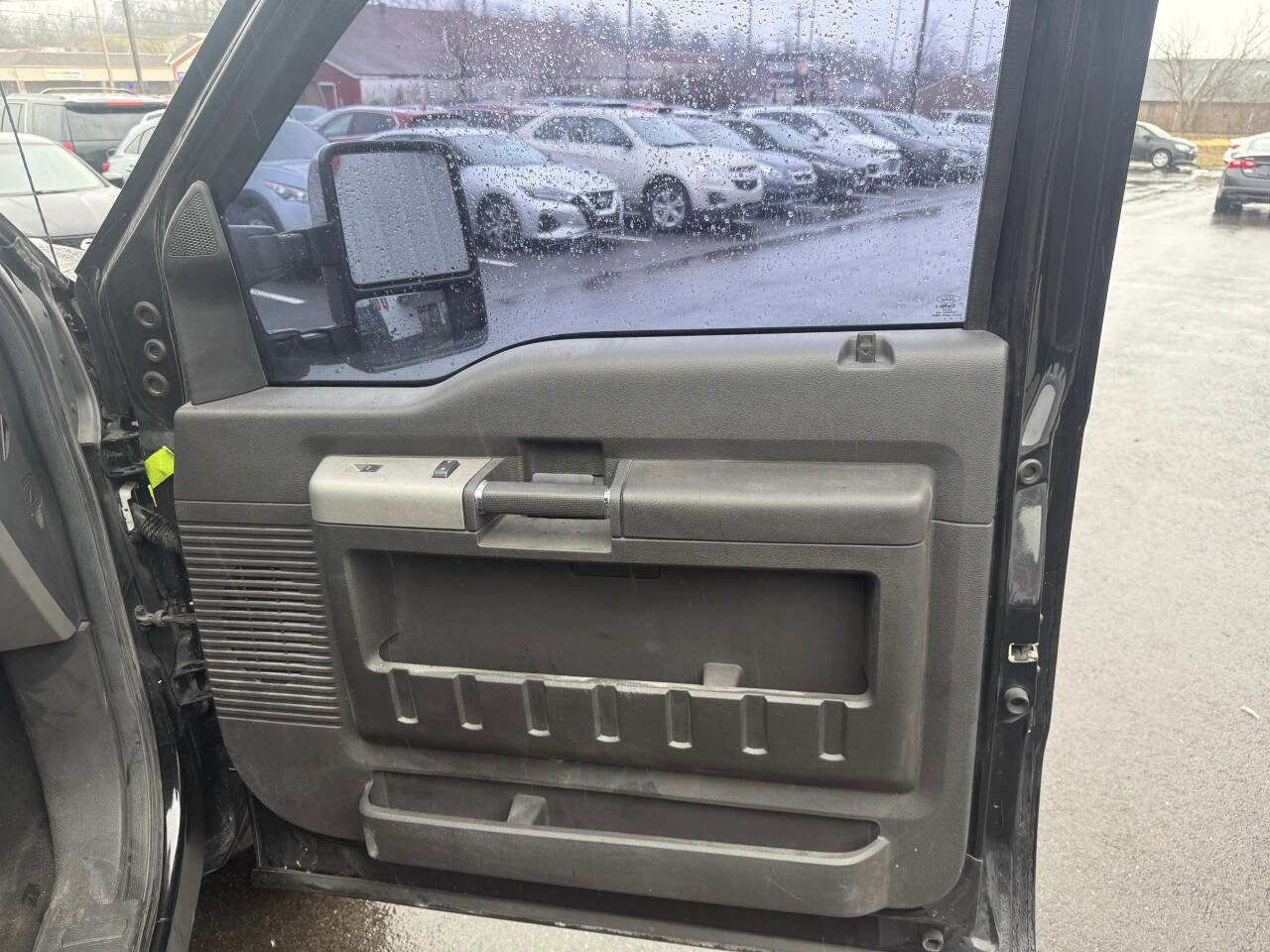 Used 2015 Ford F250 Lariat w/ Chrome Package image 16