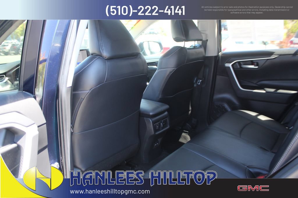 Used 2023 Toyota RAV4 XLE Premium FWD image 17