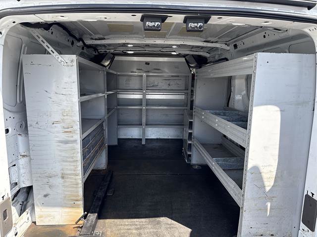 Used 2020 Ford Transit 150 Low Roof RWD image 22