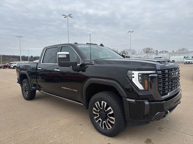 Used 2024 GMC Sierra 2500 Denali Ultimate image 1