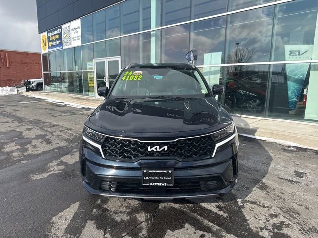 Certified 2024 Kia Sorento SX Prestige AWD/4WD image 2