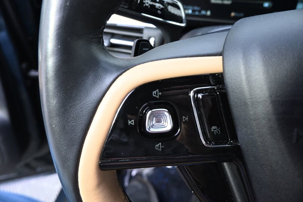 Certified 2022 Lincoln Corsair Reserve w/ Equipment Group 201A image 35