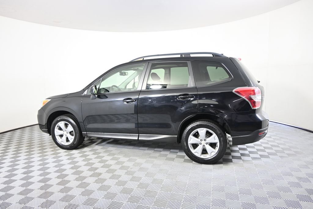 Used 2016 Subaru Forester 2.5i Premium w/ Popular Package #1 AWD/4WD image 3