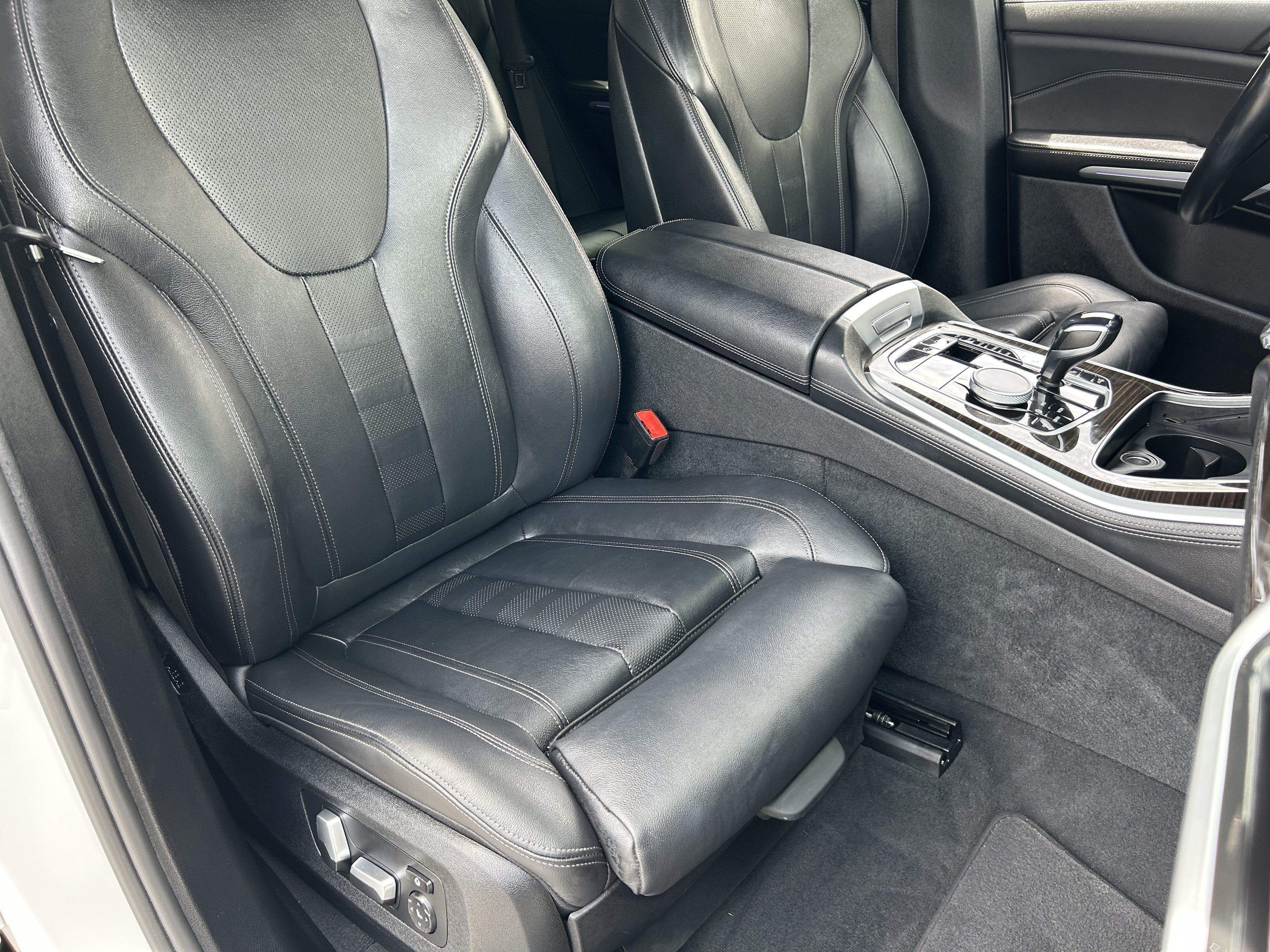 Used 2020 BMW X5 xDrive40i w/ Convenience Package AWD/4WD image 8