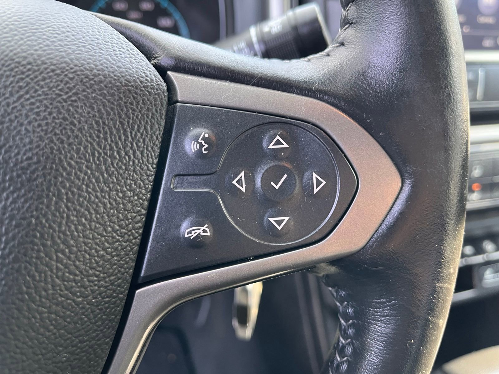 Certified 2021 Chevrolet Colorado Z71 w/ Safety Package image 34