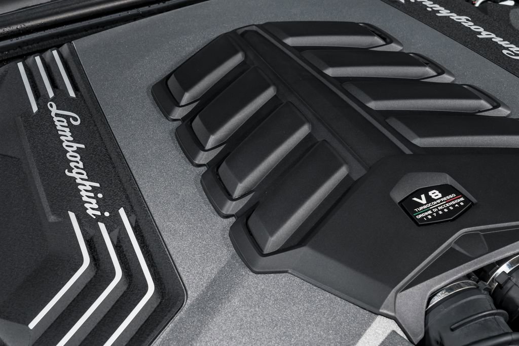 Used 2025 Lamborghini Urus SE image 52