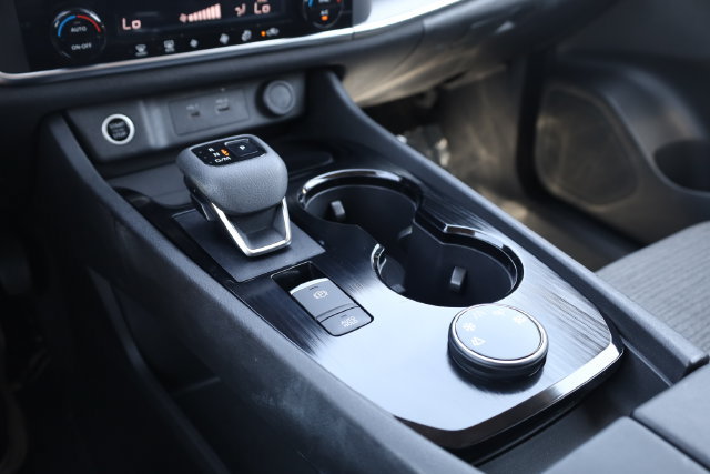 Certified 2023 Nissan Rogue SV AWD/4WD image 26