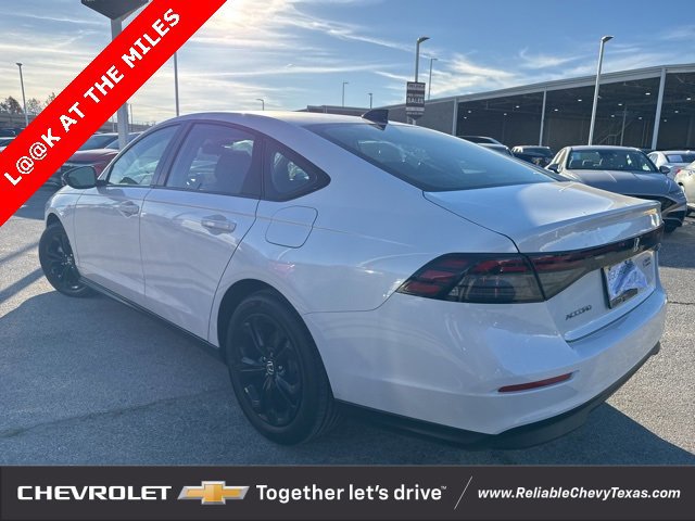 Used 2025 Honda Accord SE image 6