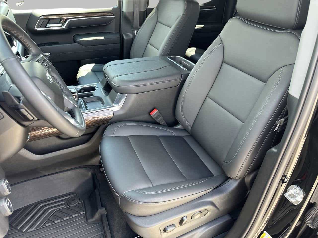 Used 2025 Chevrolet Silverado 1500 RST w/ RST All Star Premium Package image 44