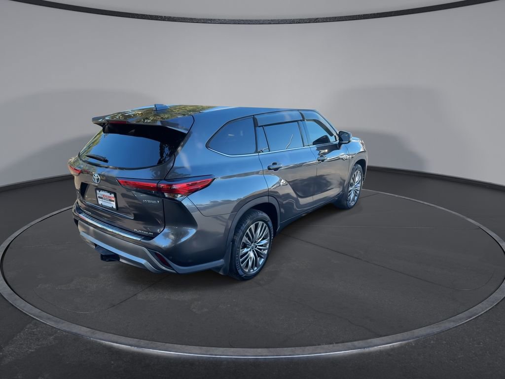Used 2021 Toyota Highlander Platinum image 15