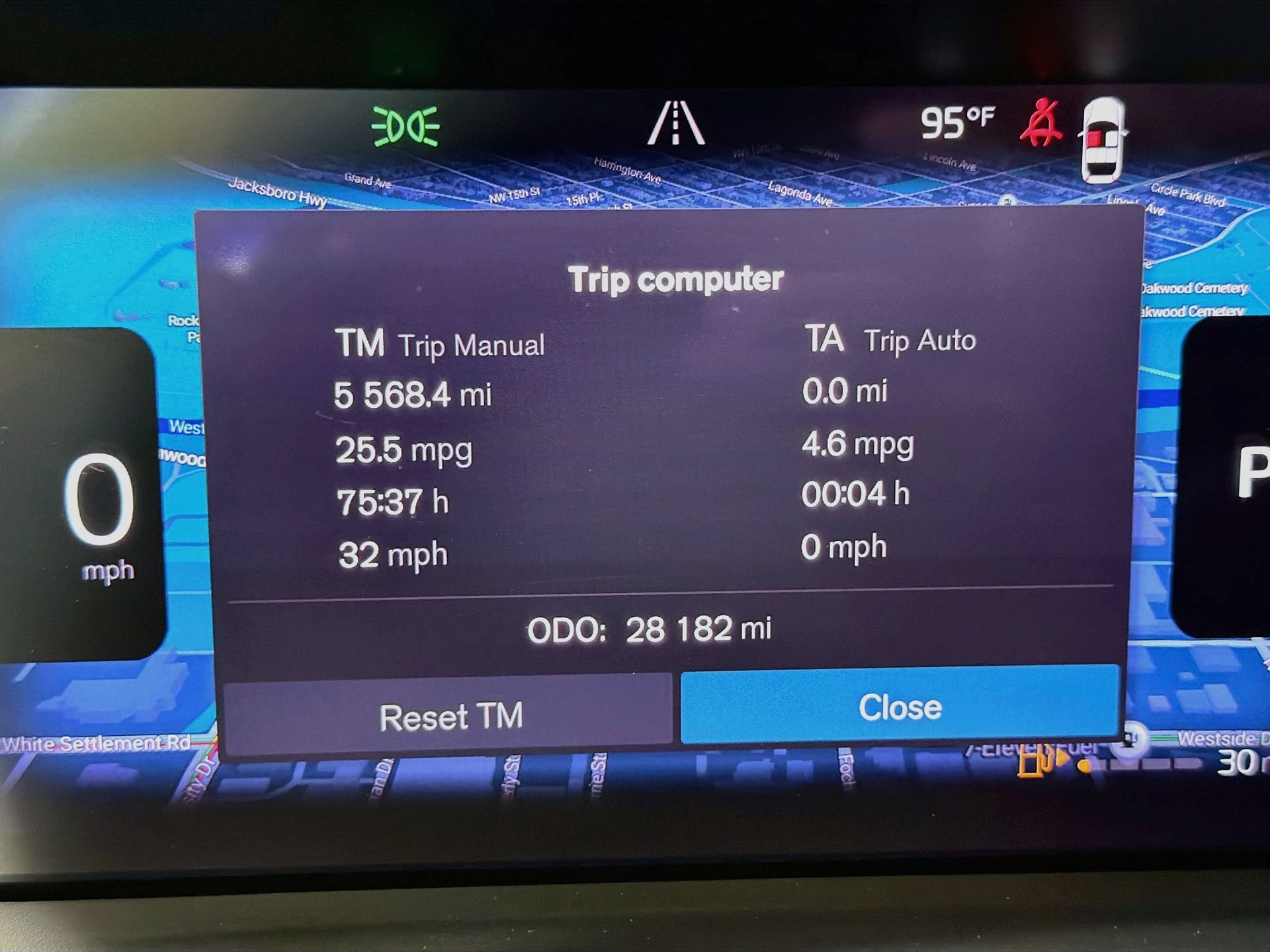 Certified 2023 Volvo XC40 B5 Plus w/ Climate Package AWD/4WD image 13