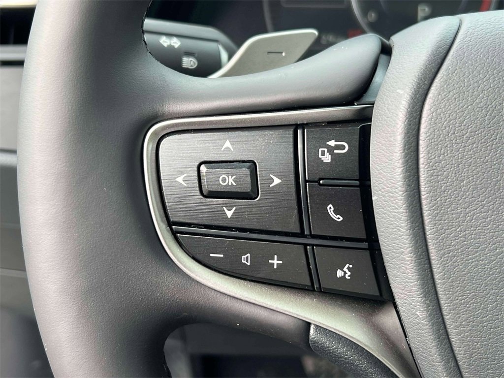 New 2025 Lexus ES 350 w/ Premium Package image 18