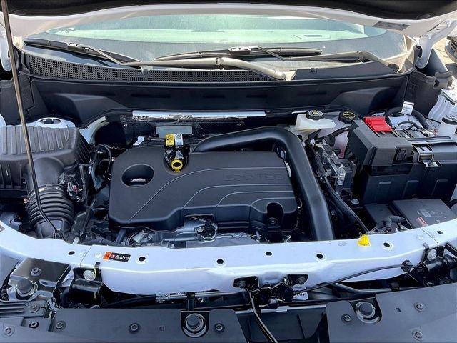 New 2027 Chevrolet Equinox LT w/ Convenience Package II FWD image 13
