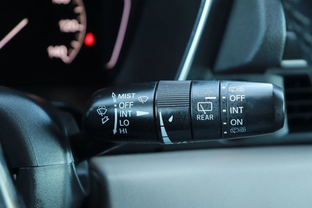 Used 2023 Honda Pilot EX-L image 27