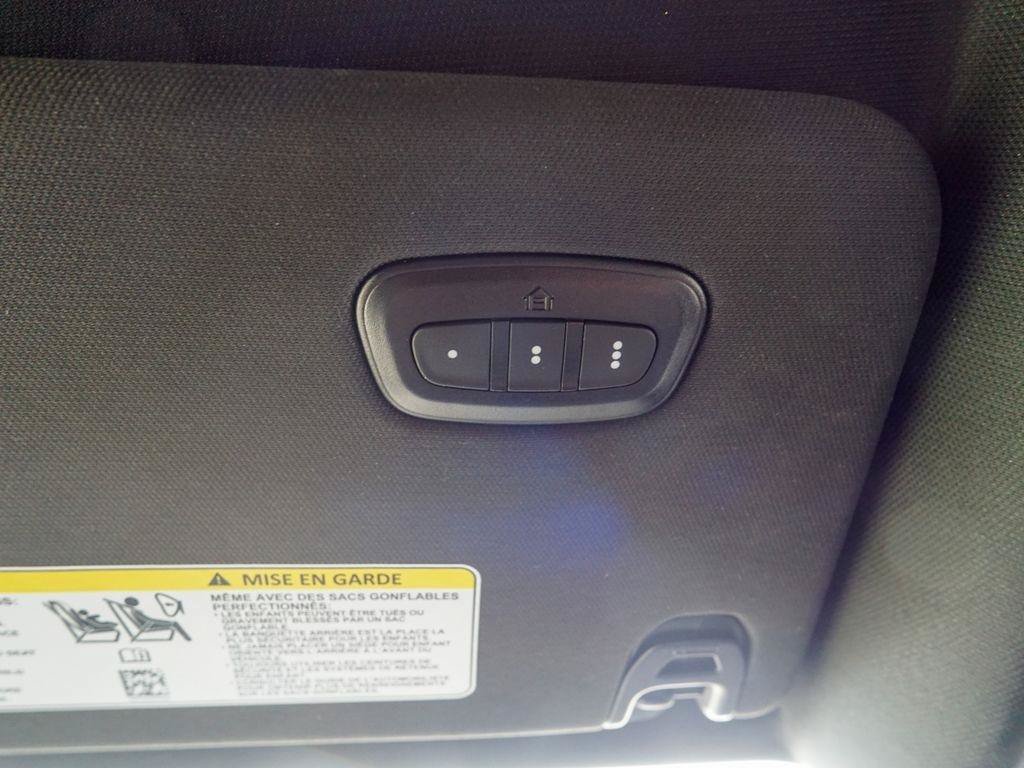 Used 2025 RAM 1500 Big Horn AWD/4WD image 32