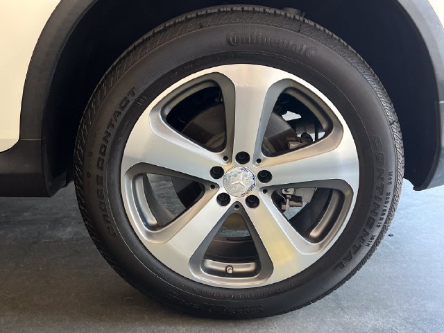 Used 2016 Mercedes-Benz GLC 300 image 10