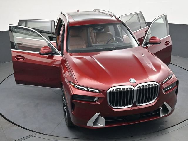 Used 2024 BMW X7 xDrive40i AWD/4WD image 39