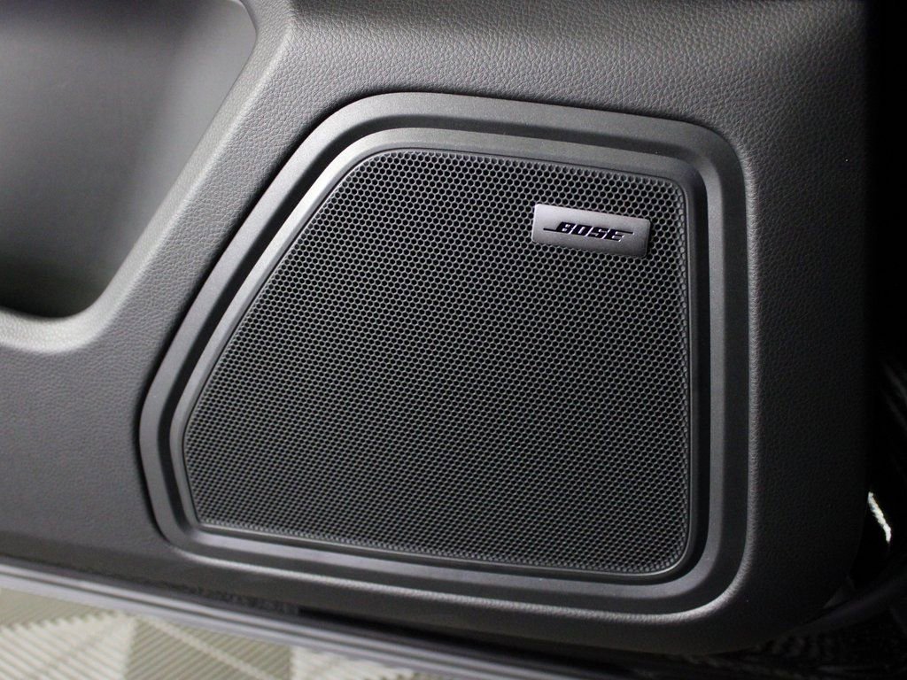 Certified 2026 Porsche Macan image 16