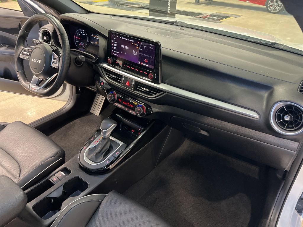 Certified 2024 Kia Forte GT-Line w/ GT-Line Premium Package image 22