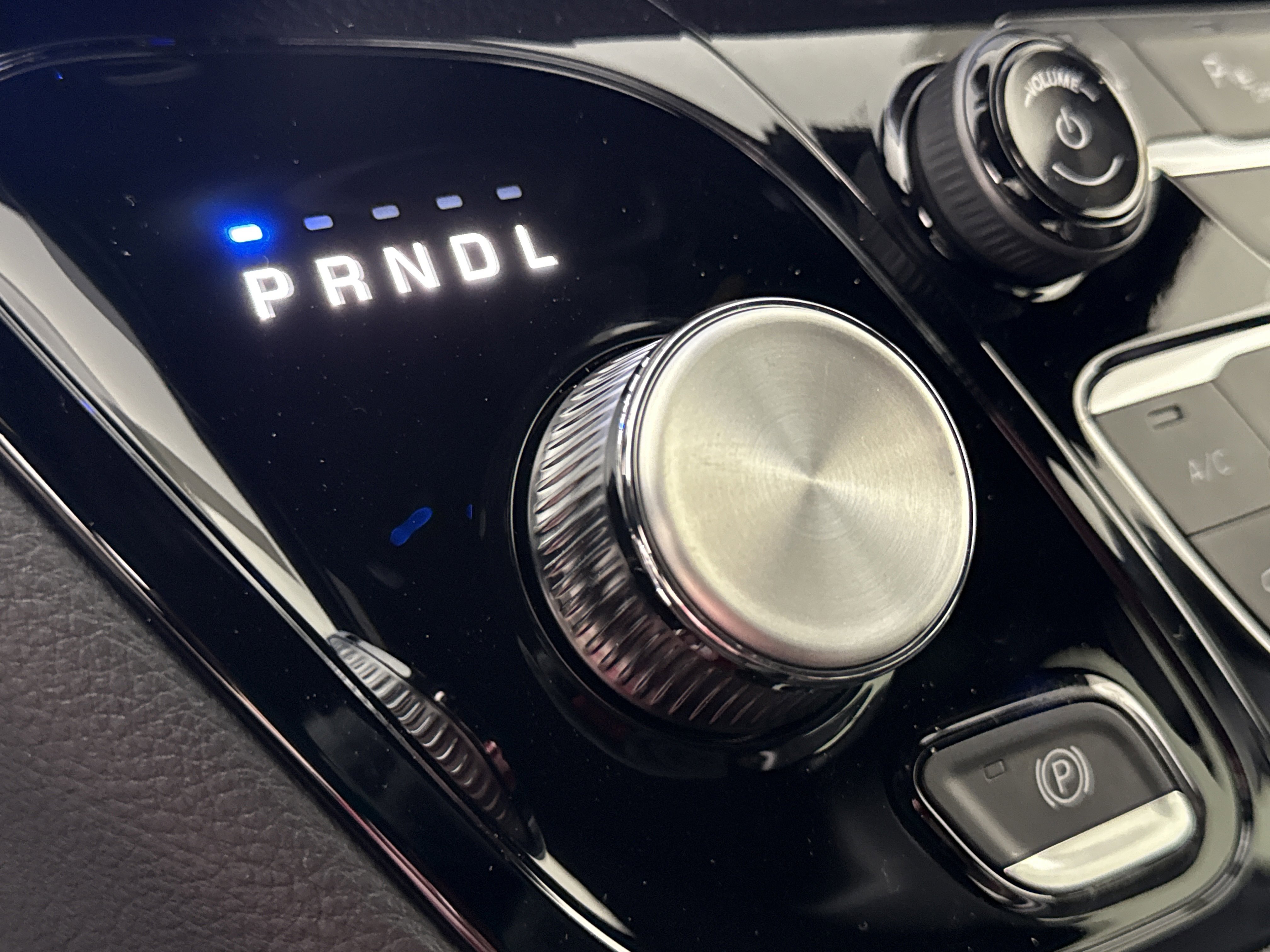 New 2026 Chrysler Pacifica Select w/ S Appearance Package image 26